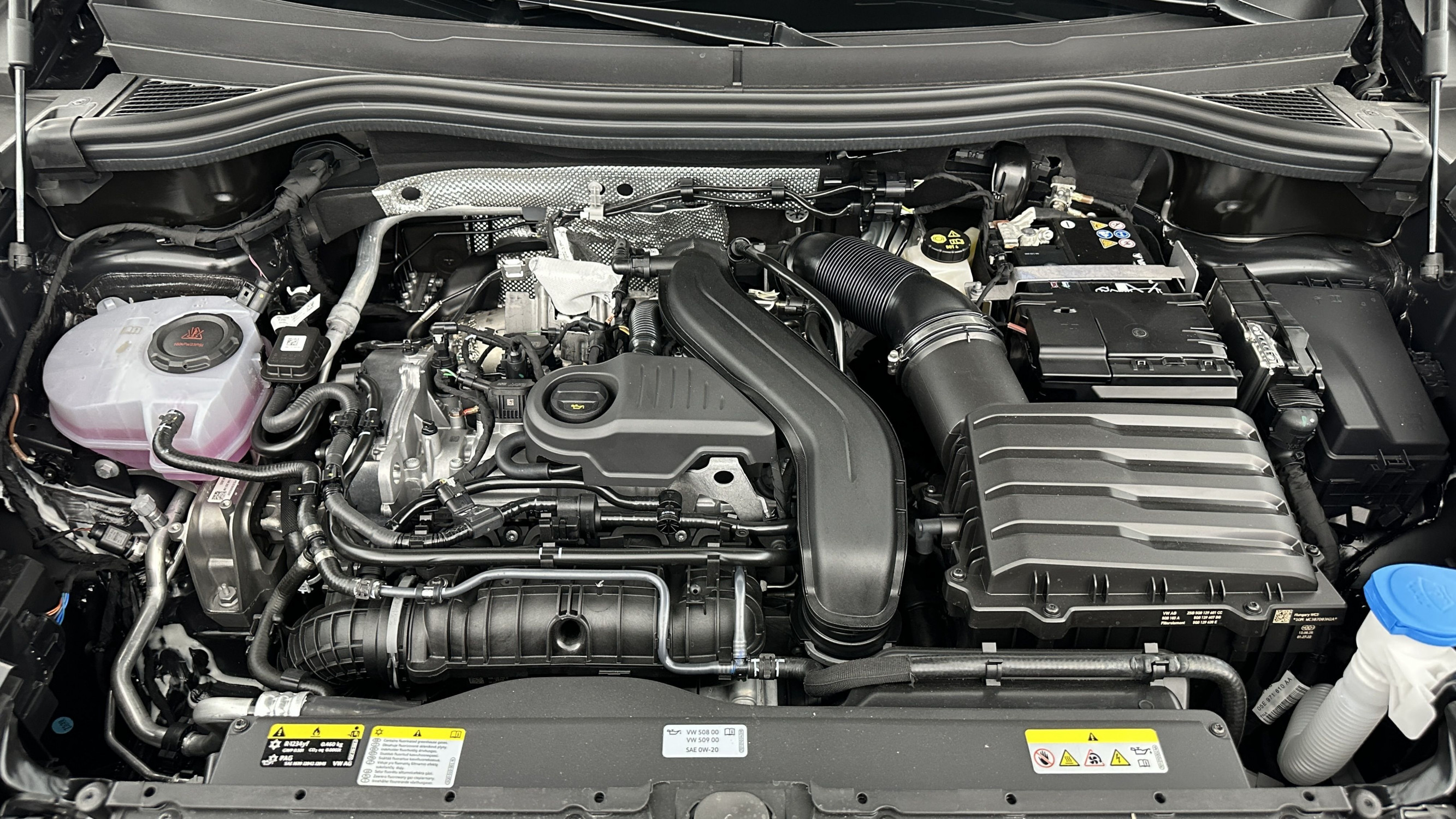 Vente en ligne Volkswagen Tiguan TIGUAN III 1.5 eTSI 150ch Life Plus DSG7 au prix de 39 000 €