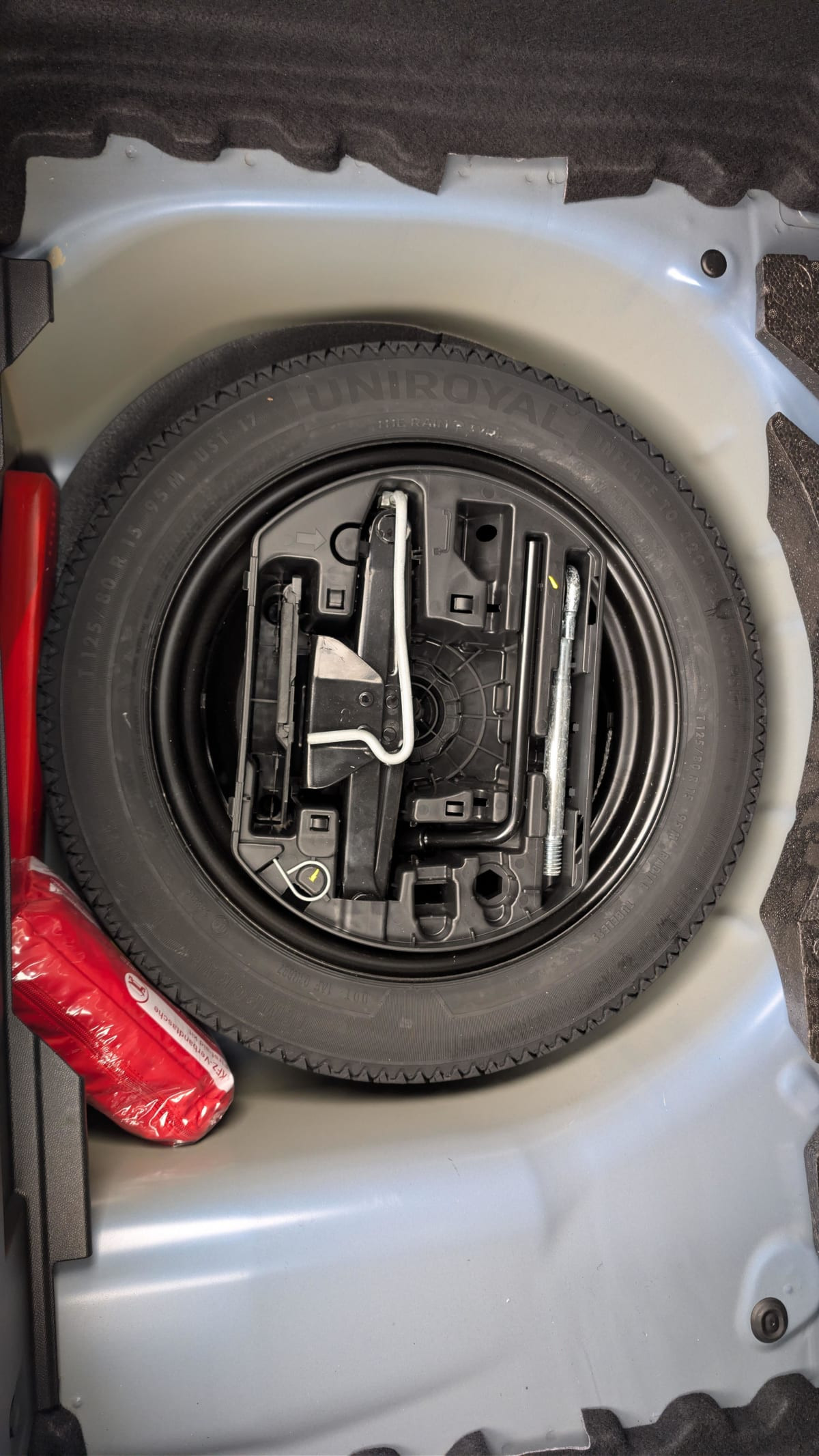 Vente en ligne Peugeot 208 Hybrid 136 e-DCS6 GT au prix de 22 330 €