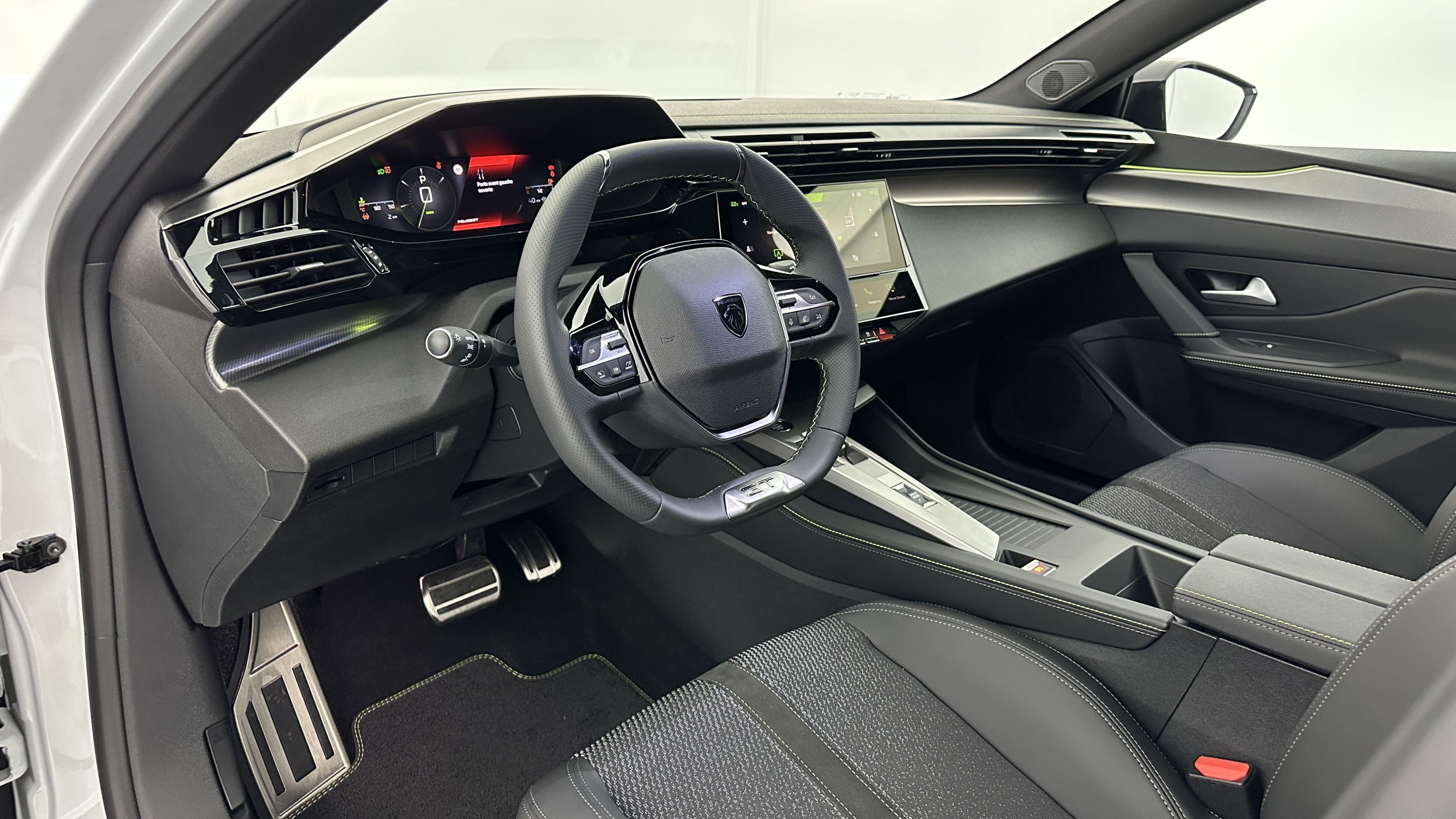 Vente en ligne Peugeot 308 308 1.5 BlueHDi 130ch GT EAT8 au prix de 29 600 €