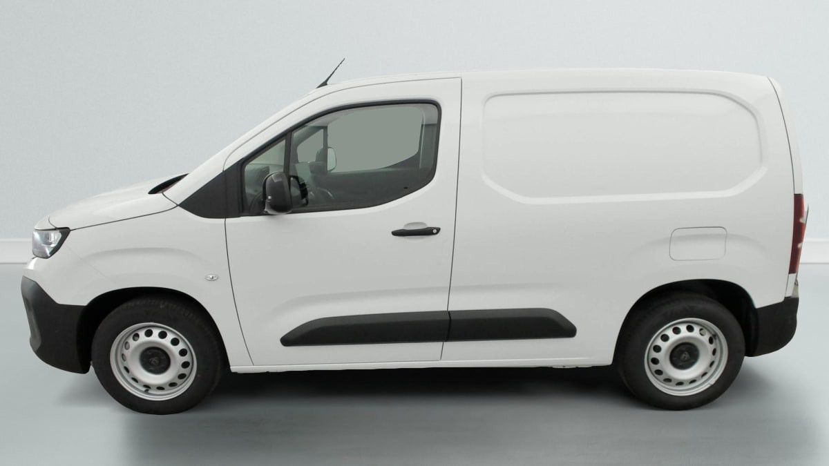 Vente en ligne Peugeot Partner Fourgon M 650 KG BLUEHDI 130 S S EAT8 au prix de 23 250 €