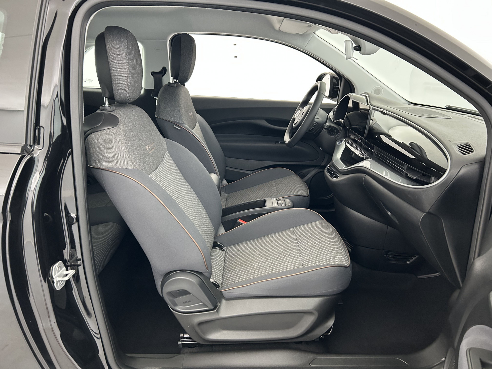 Vente en ligne Fiat 500 e 118ch Icône au prix de 11 990 €