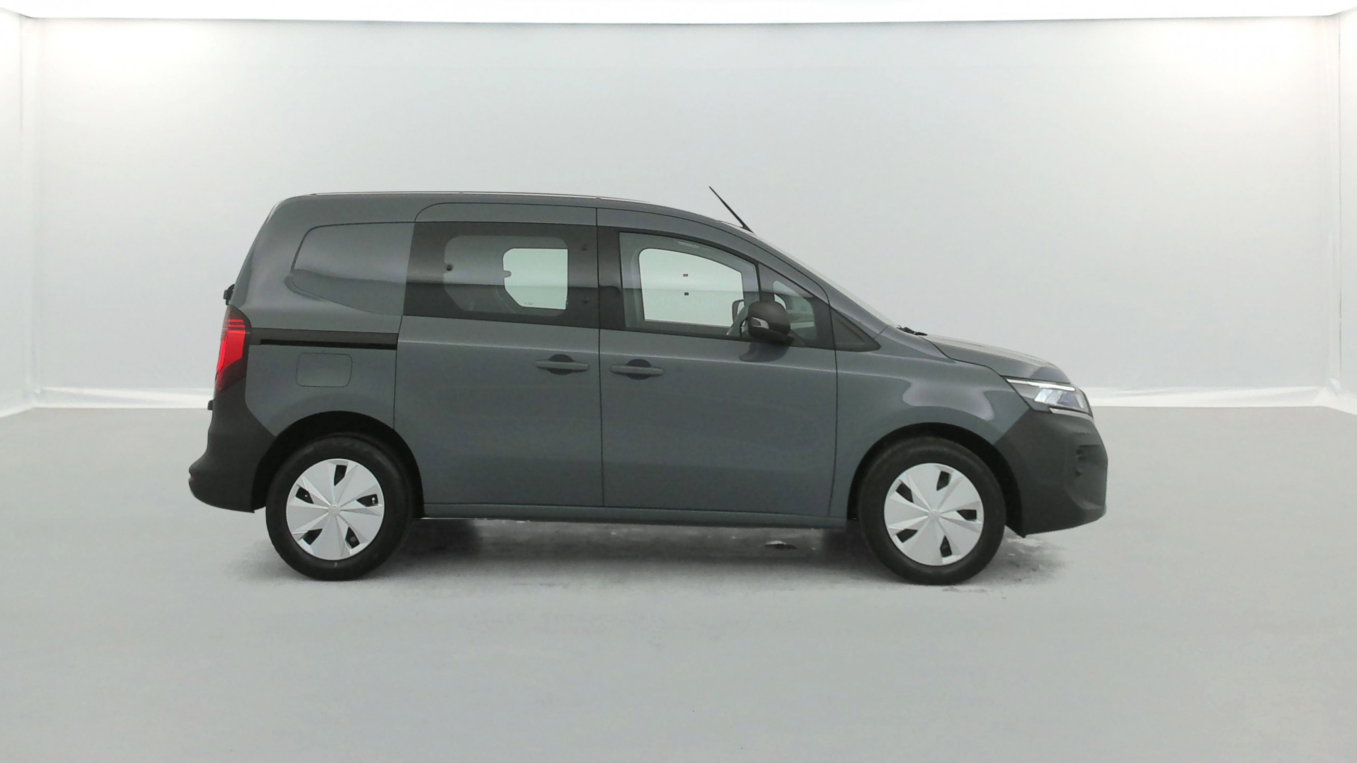 Vente en ligne Nissan Townstar Fourgon L1 1.3 Tce 130 N-Connecta (GSR2b) + Attelage au prix de 22 990 €