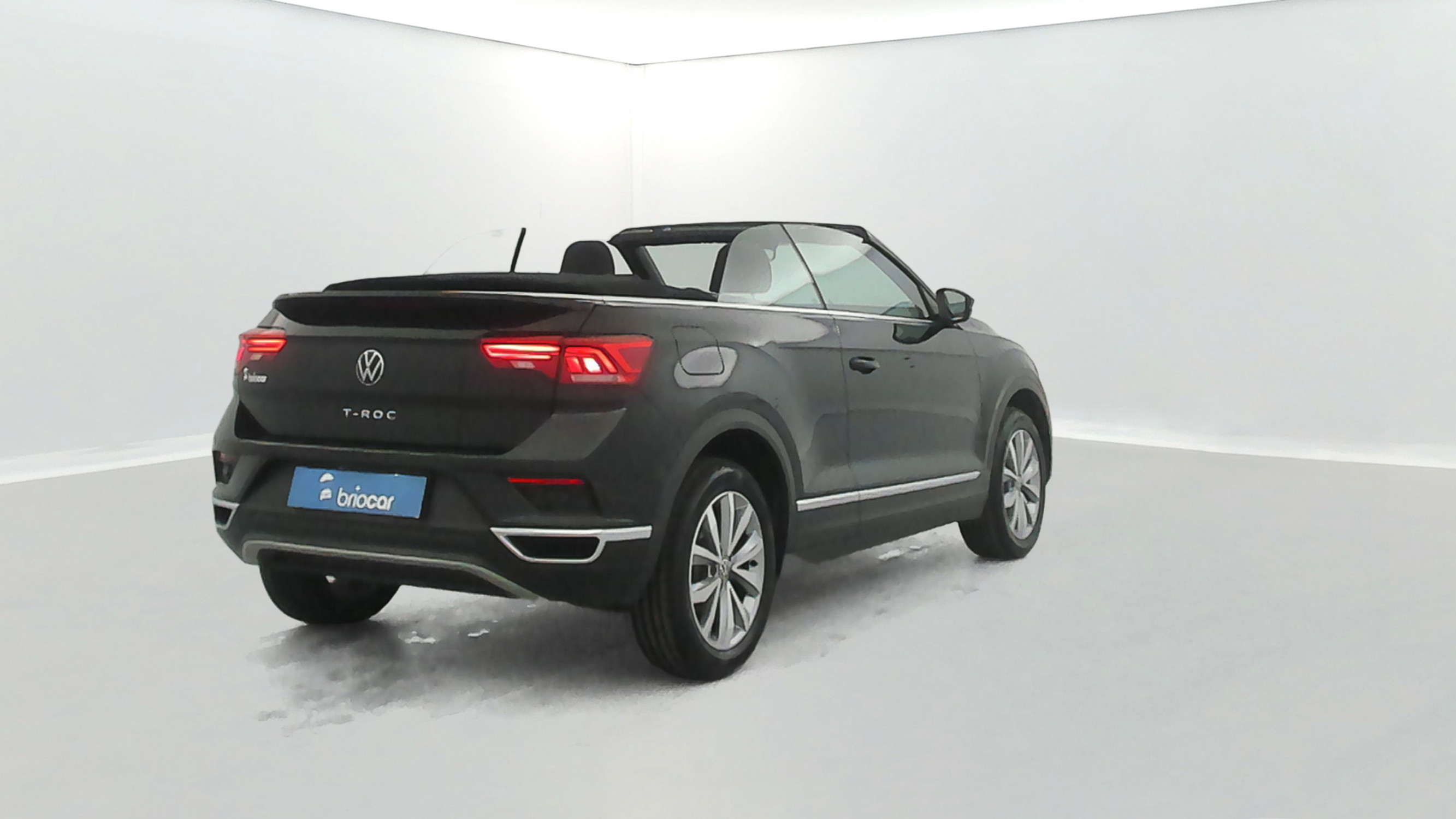 Vente en ligne Volkswagen T-Roc Cabriolet 1.5 TSI EVO 150ch Style DSG7 + Digital Cockpit au prix de 20 990 €