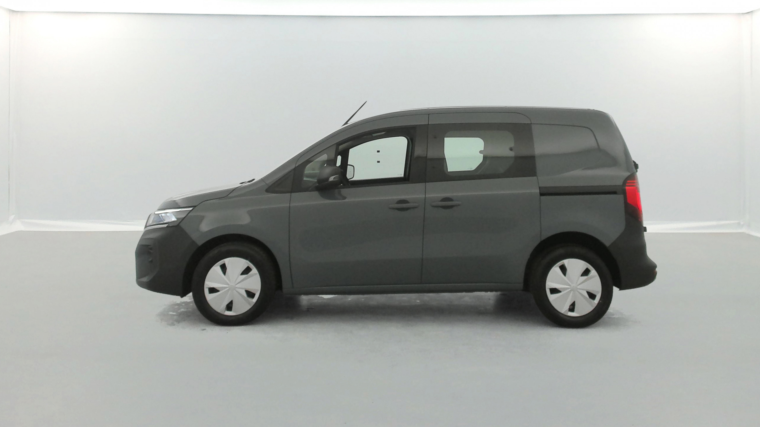 Vente en ligne Nissan Townstar Fourgon L1 1.3 Tce 130 N-Connecta (GSR2b) + Attelage au prix de 22 990 €