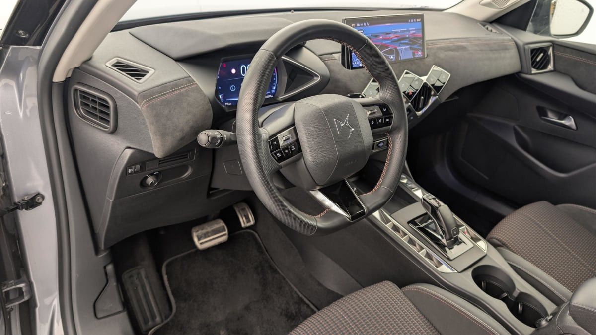 Vente en ligne Ds Ds3 Crossback Puretech 130 EAT 8 Performance Line + au prix de 20 270 €