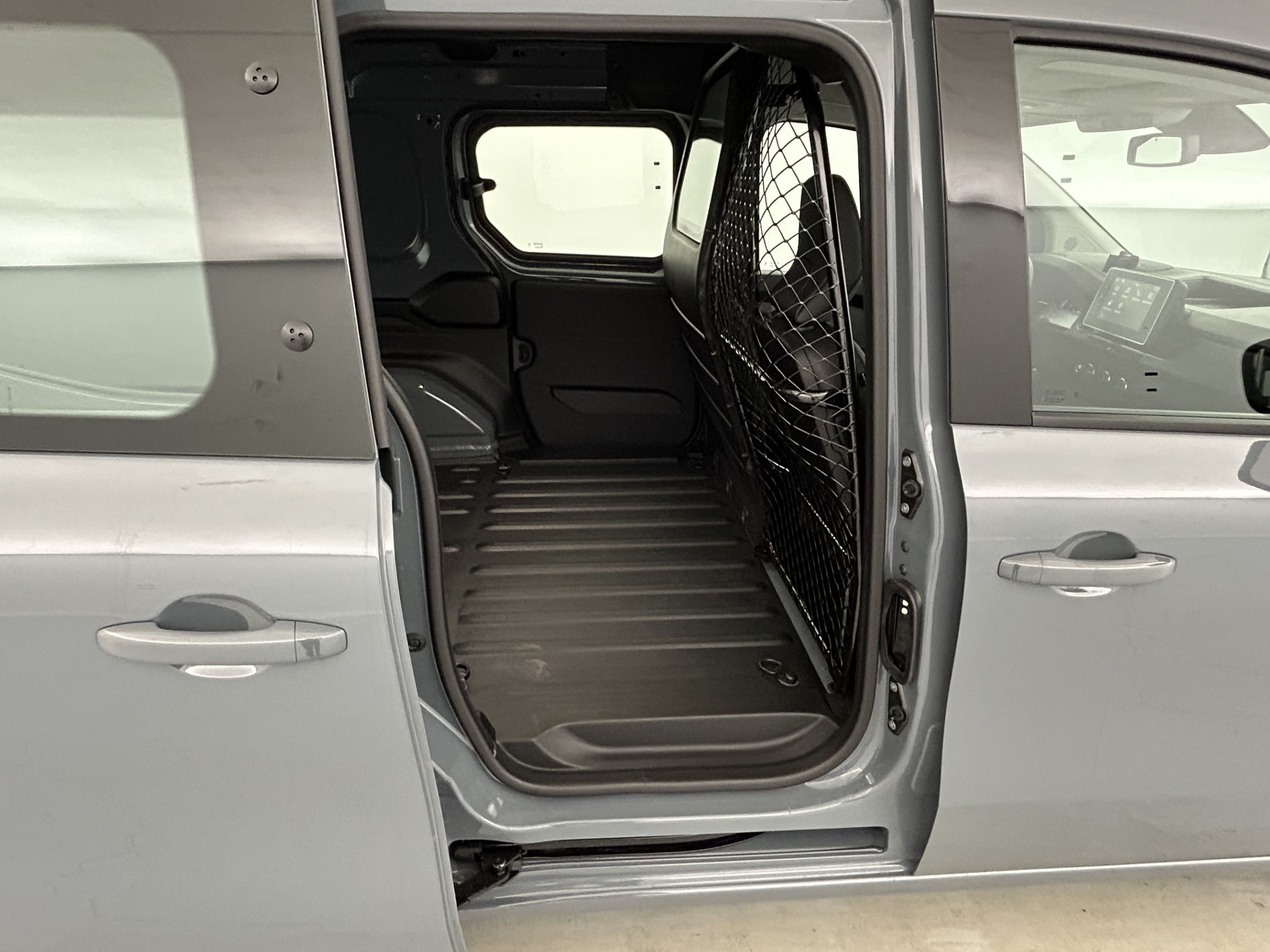 Vente en ligne Nissan Townstar Fourgon L1 1.3 Tce 130 N-Connecta (GSR2b) + Attelage au prix de 22 990 €