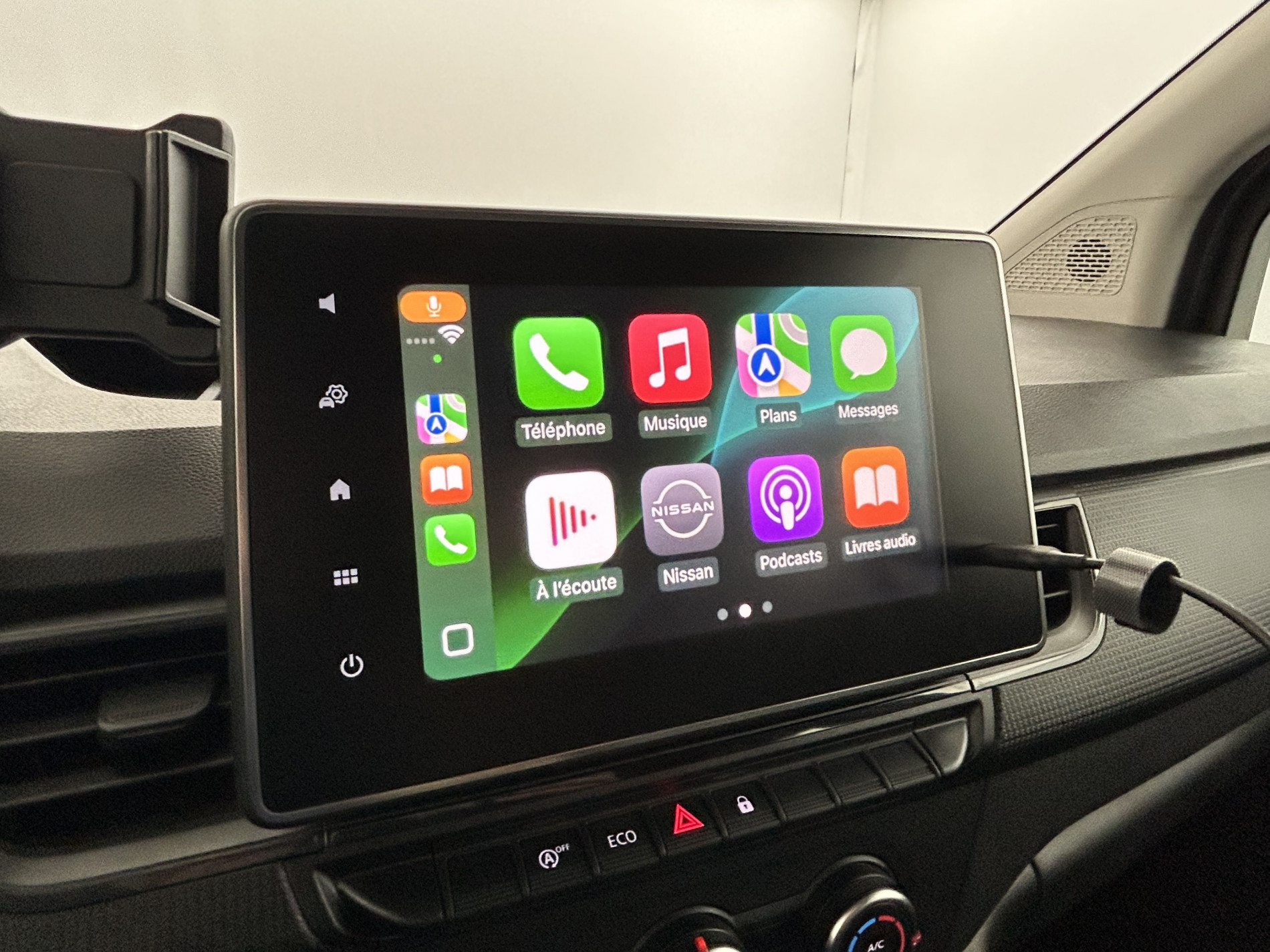 Vente en ligne Nissan Townstar Fourgon L1 1.3 Tce 130 N-Connecta (GSR2b) + Attelage au prix de 22 990 €