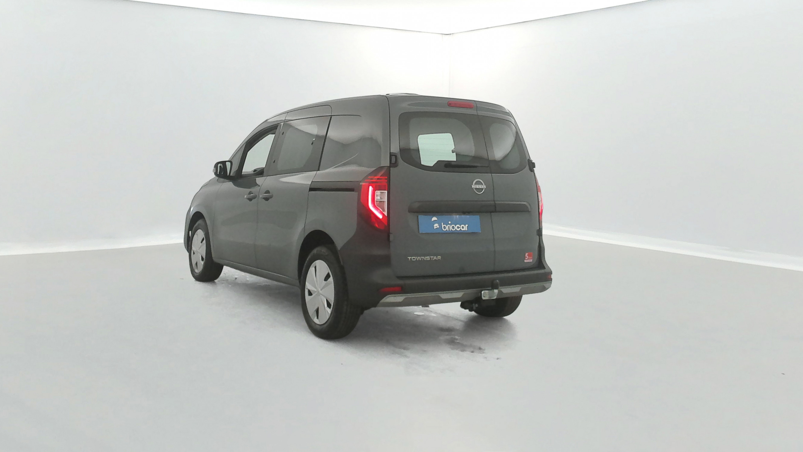 Vente en ligne Nissan Townstar Fourgon L1 1.3 Tce 130 N-Connecta (GSR2b) + Attelage au prix de 22 990 €