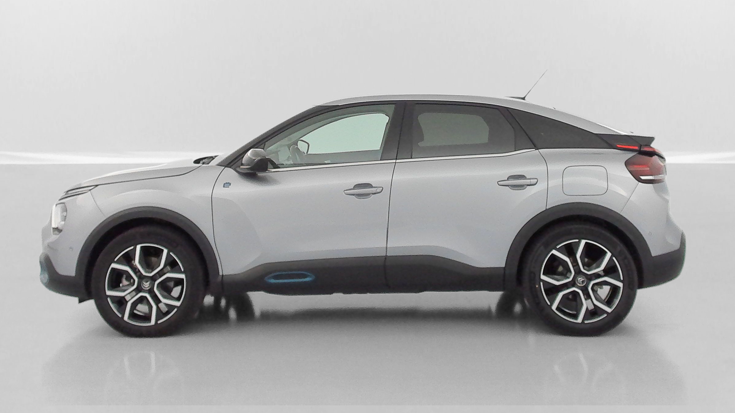 Vente en ligne Citroën C4 ë-C4 136ch Shine au prix de 15 000 €