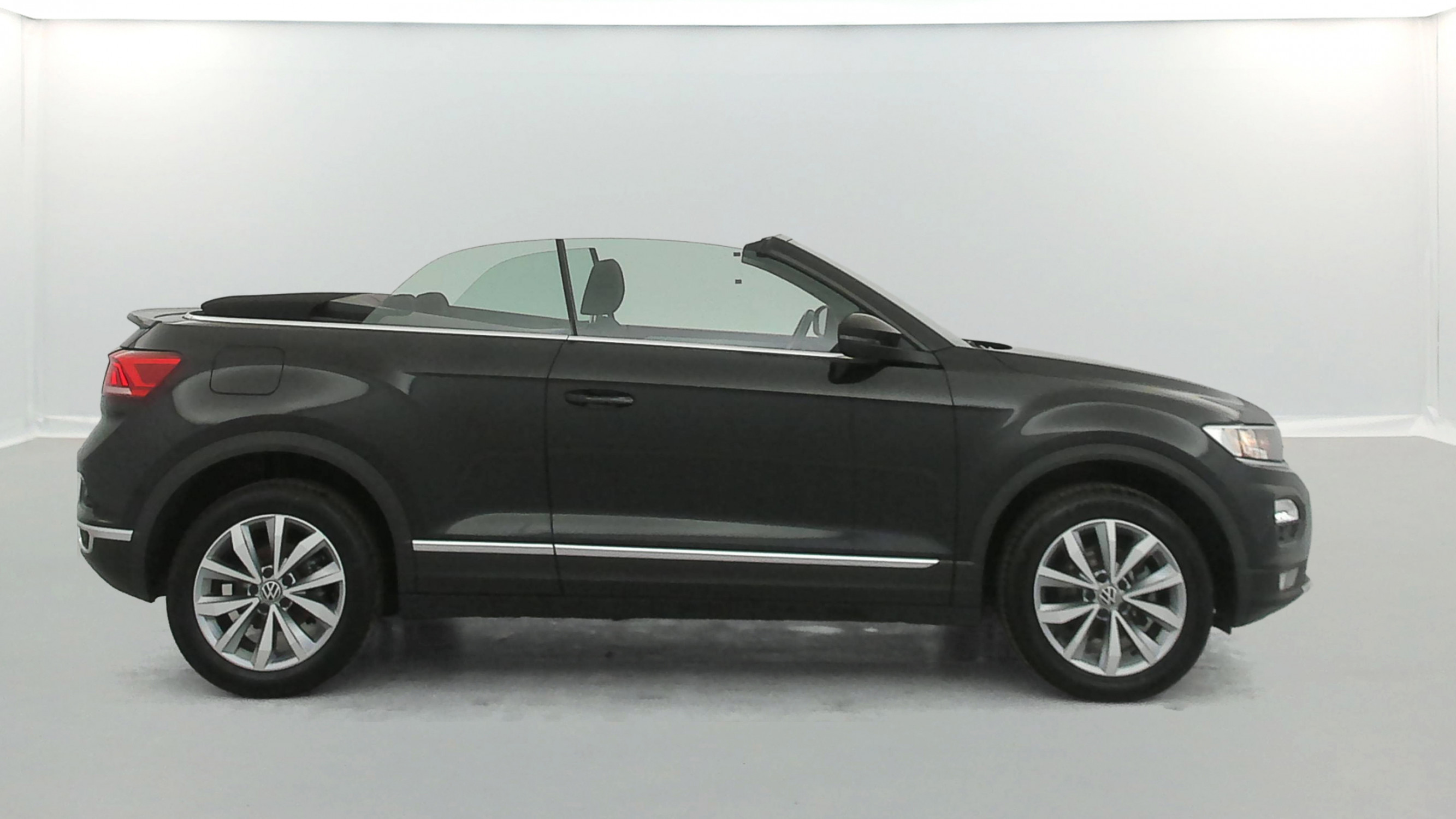 Vente en ligne Volkswagen T-Roc Cabriolet 1.5 TSI EVO 150ch Style DSG7 + Digital Cockpit au prix de 20 990 €