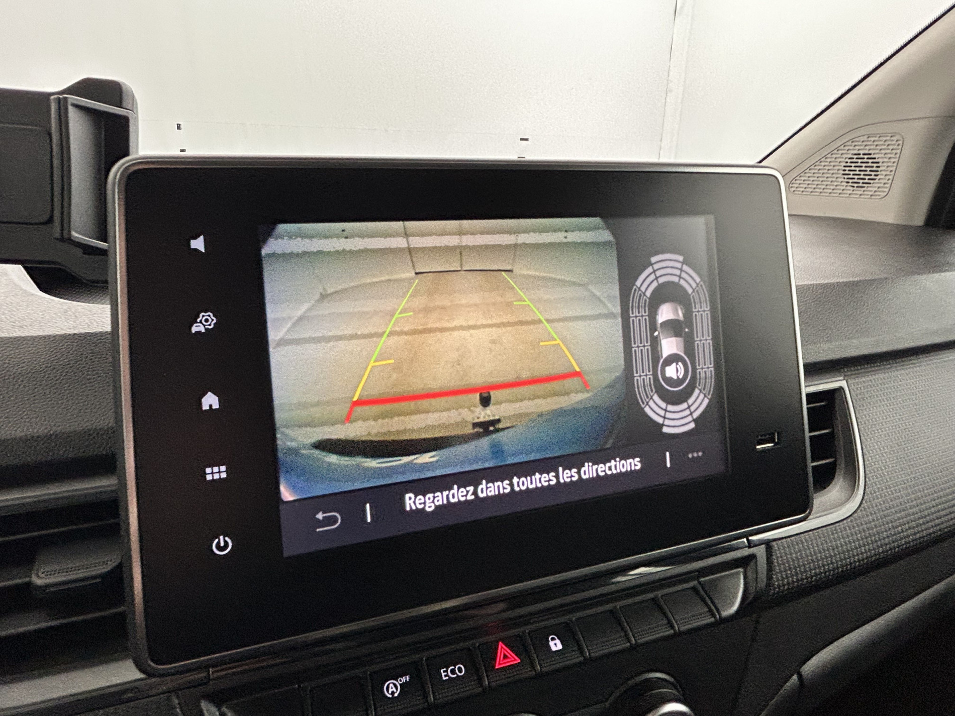 Vente en ligne Nissan Townstar Fourgon L1 1.3 Tce 130 N-Connecta (GSR2b) + Attelage au prix de 22 990 €