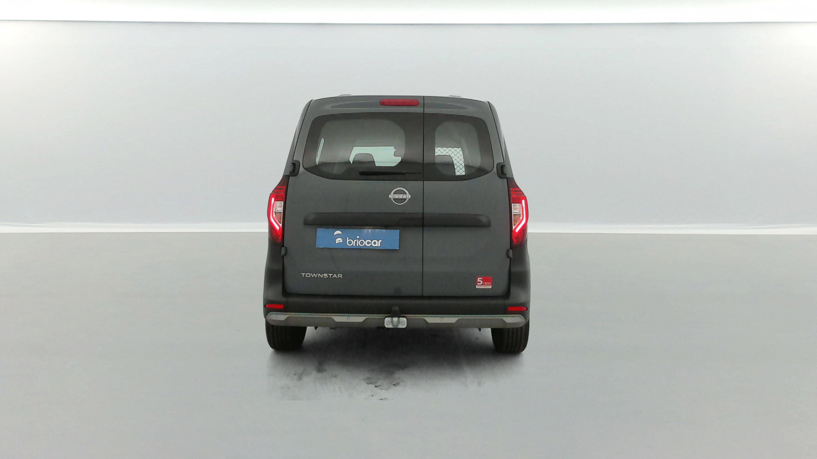 Vente en ligne Nissan Townstar Fourgon L1 1.3 Tce 130 N-Connecta (GSR2b) + Attelage au prix de 22 990 €