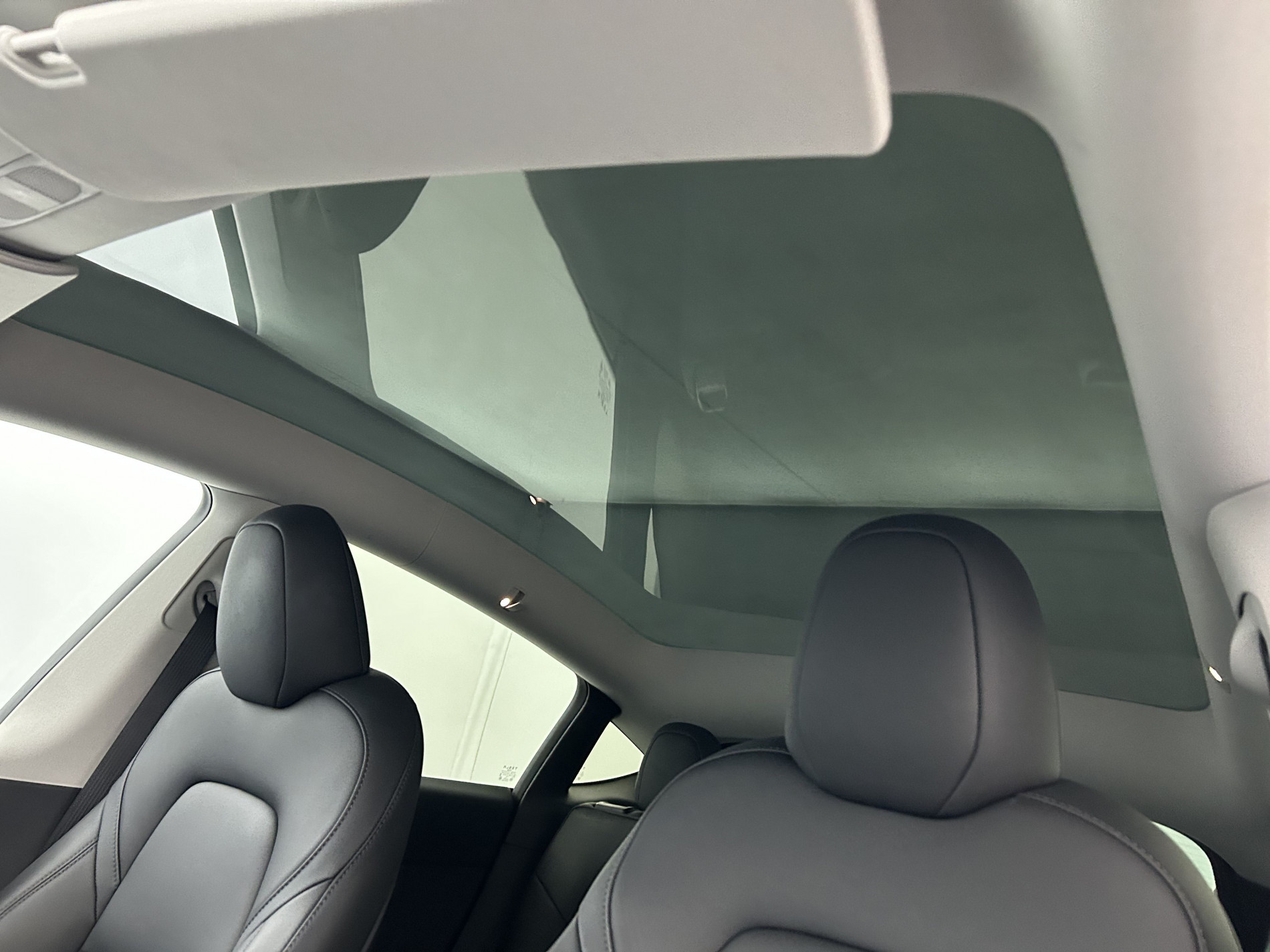 Vente en ligne Tesla Model Y Standard RWD au prix de 33 990 €