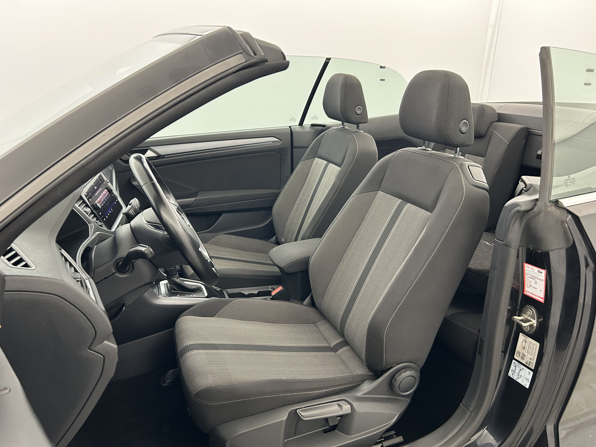 Vente en ligne Volkswagen T-Roc Cabriolet 1.5 TSI EVO 150ch Style DSG7 + Digital Cockpit au prix de 20 990 €