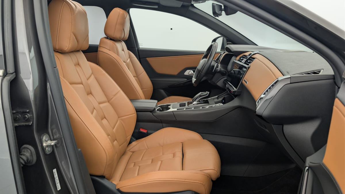 Vente en ligne Ds DS7 Crossback Hybride E-Tense 300 EAT8 4x4 Rivoli au prix de 30 160 €