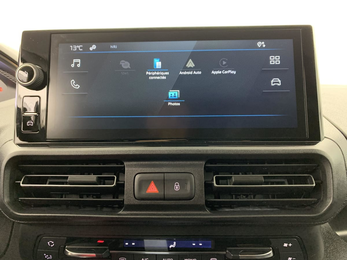 Vente en ligne Peugeot Partner Fourgon XL 950 KG BLUEHDI 130 S S EAT8 au prix de 23 620 €