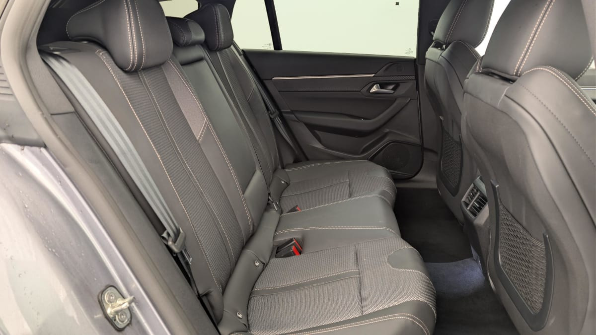 Vente en ligne Peugeot 508 SW Hybrid 225 e-EAT8 Allure au prix de 27 570 €