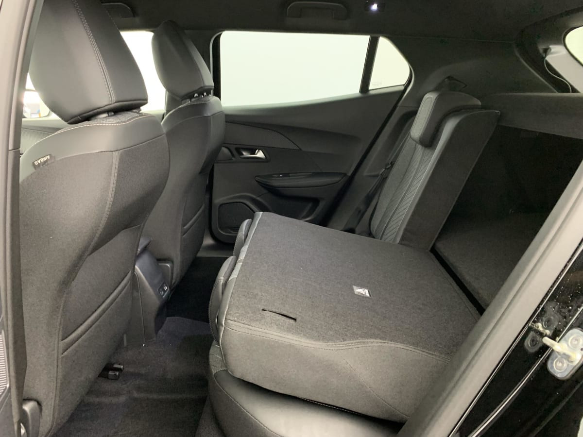 Vente en ligne Peugeot 2008 Hybrid 145 e-DCS6 Allure au prix de 26 250 €