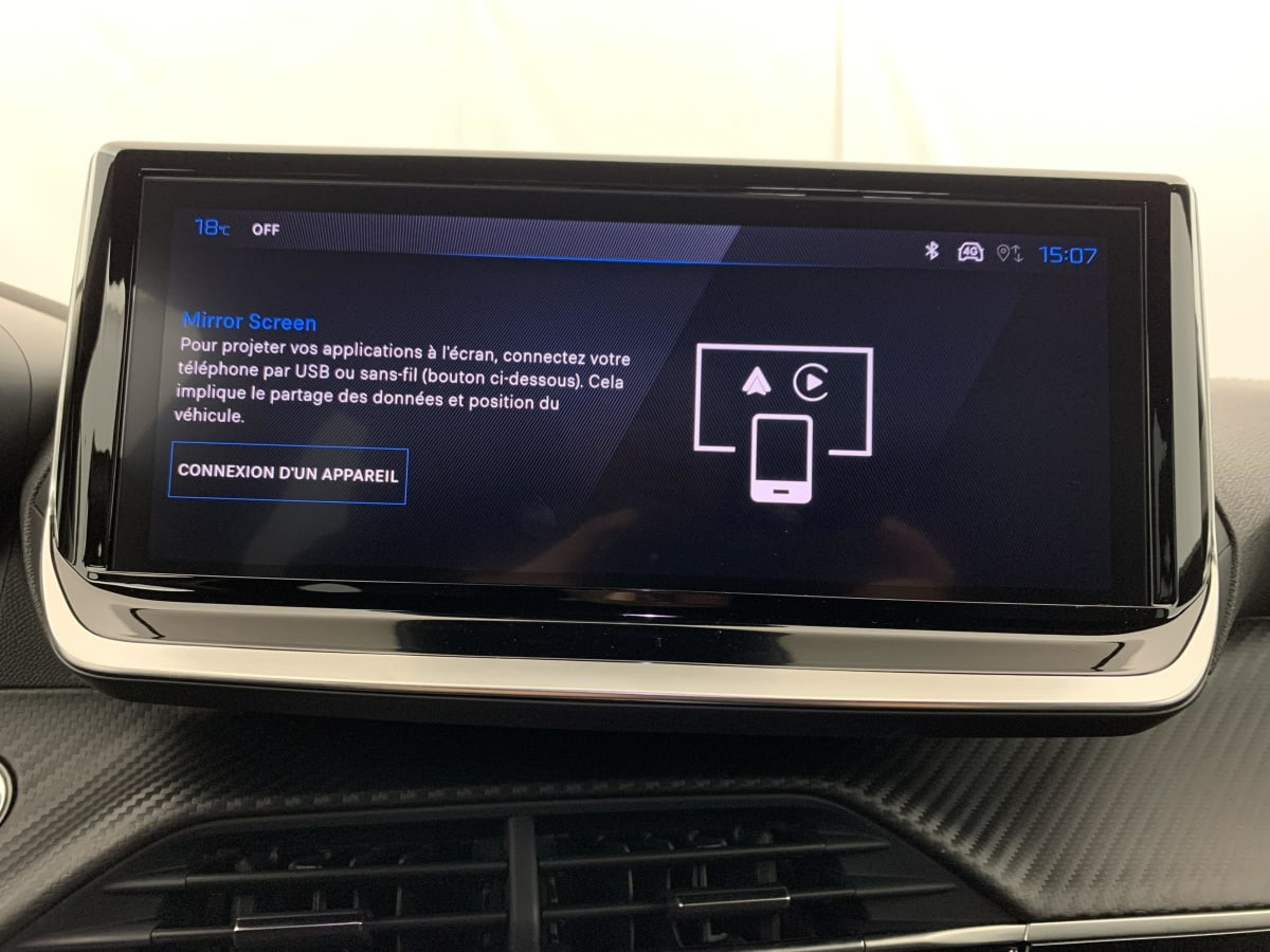 Vente en ligne Peugeot 2008 Hybrid 145 e-DCS6 Allure au prix de 26 250 €