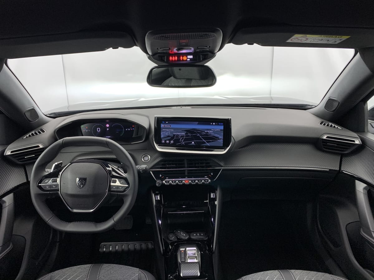 Vente en ligne Peugeot 2008 Hybrid 145 e-DCS6 Allure au prix de 26 250 €