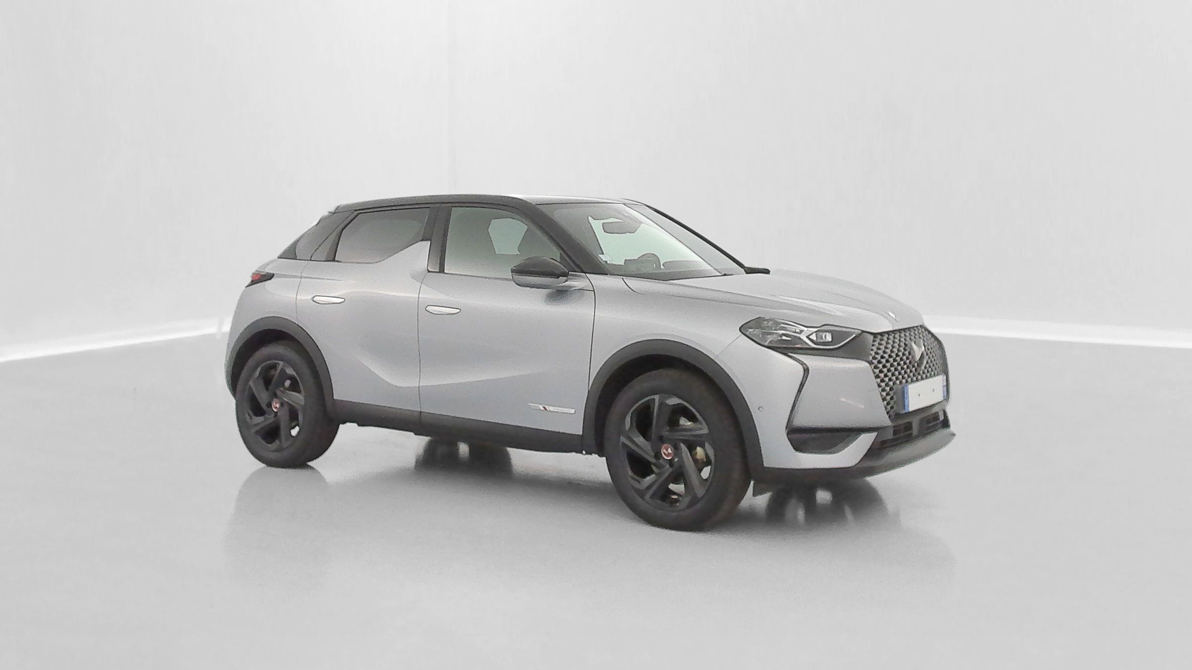 Vente en ligne Ds Ds3 Crossback DS3 CROSSBACK 50 kWh E-Tense 136ch Performance Line + au prix de 16 400 €