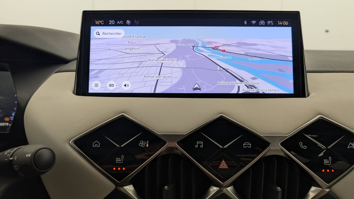 Vente en ligne Ds Ds3 Crossback PureTech 130 EAT8 Esprit de Voyage au prix de 24 390 €