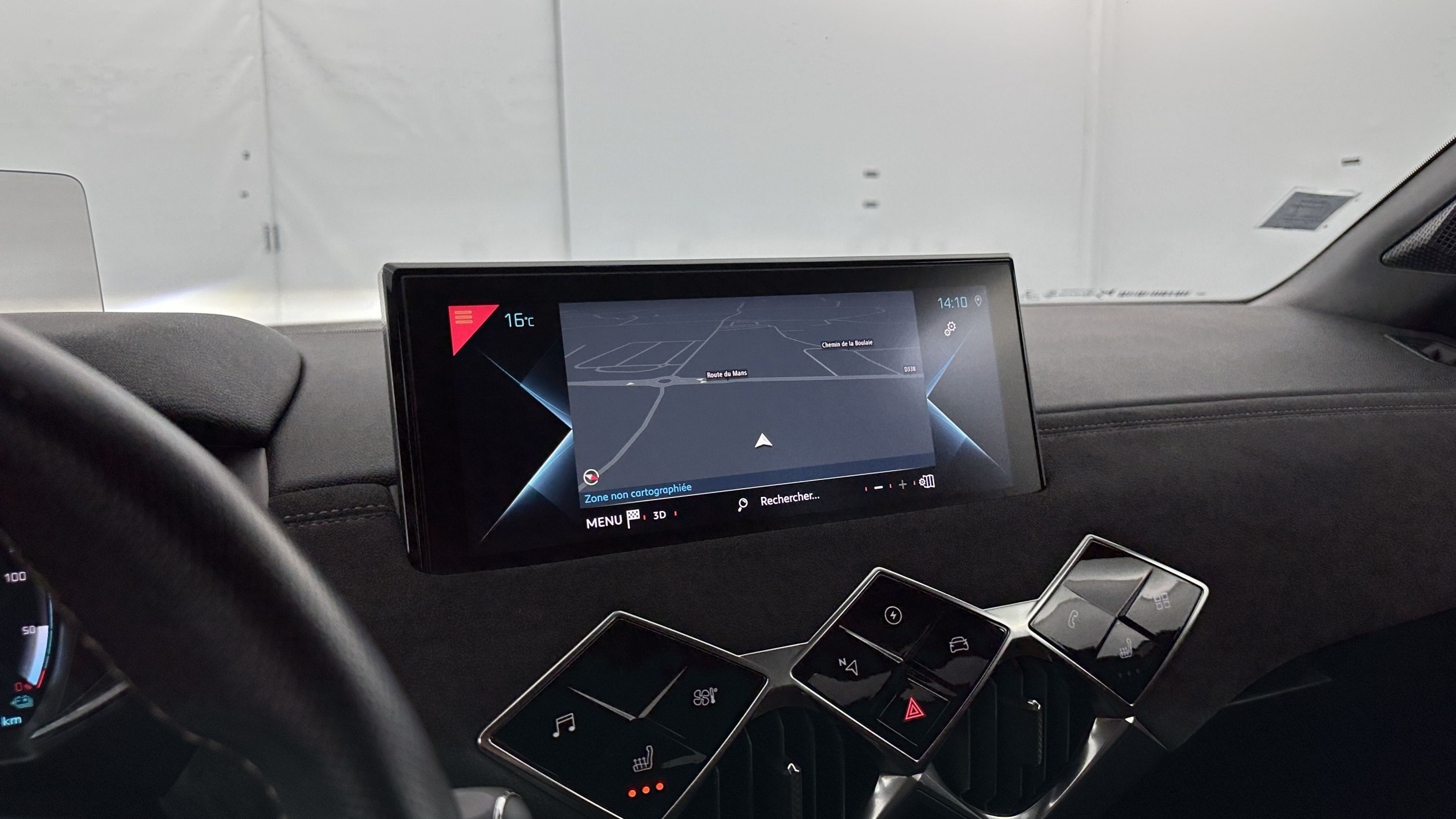 Vente en ligne Ds Ds3 Crossback DS3 CROSSBACK 50 kWh E-Tense 136ch Performance Line + au prix de 16 400 €