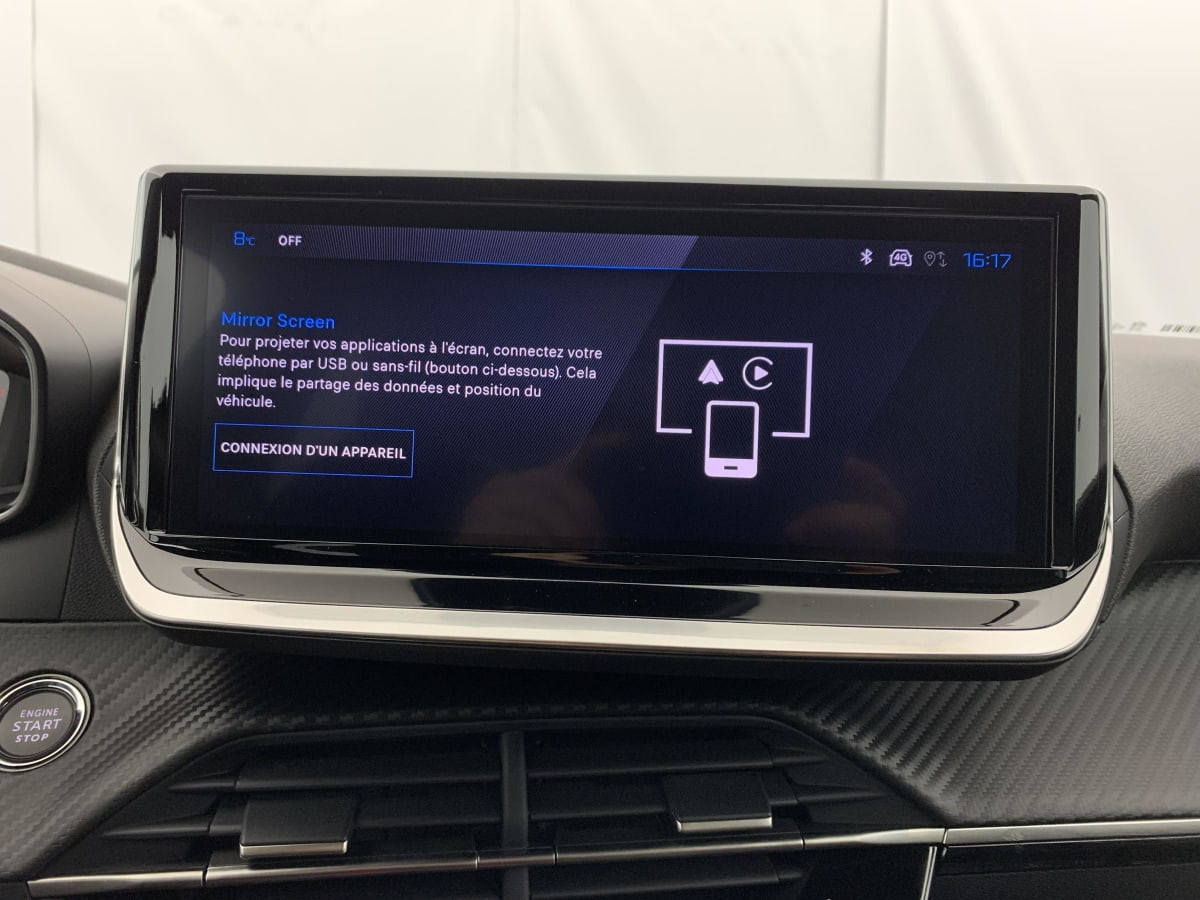 Vente en ligne Peugeot 2008 Hybrid 145 e-DCS6 Allure au prix de 26 250 €