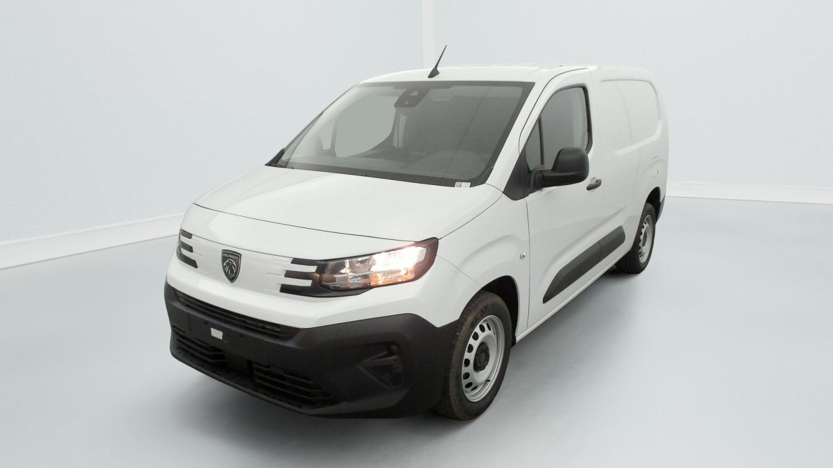 Vente en ligne Peugeot Partner Fourgon XL 950 KG BLUEHDI 100 S S BVM6 au prix de 20 780 €