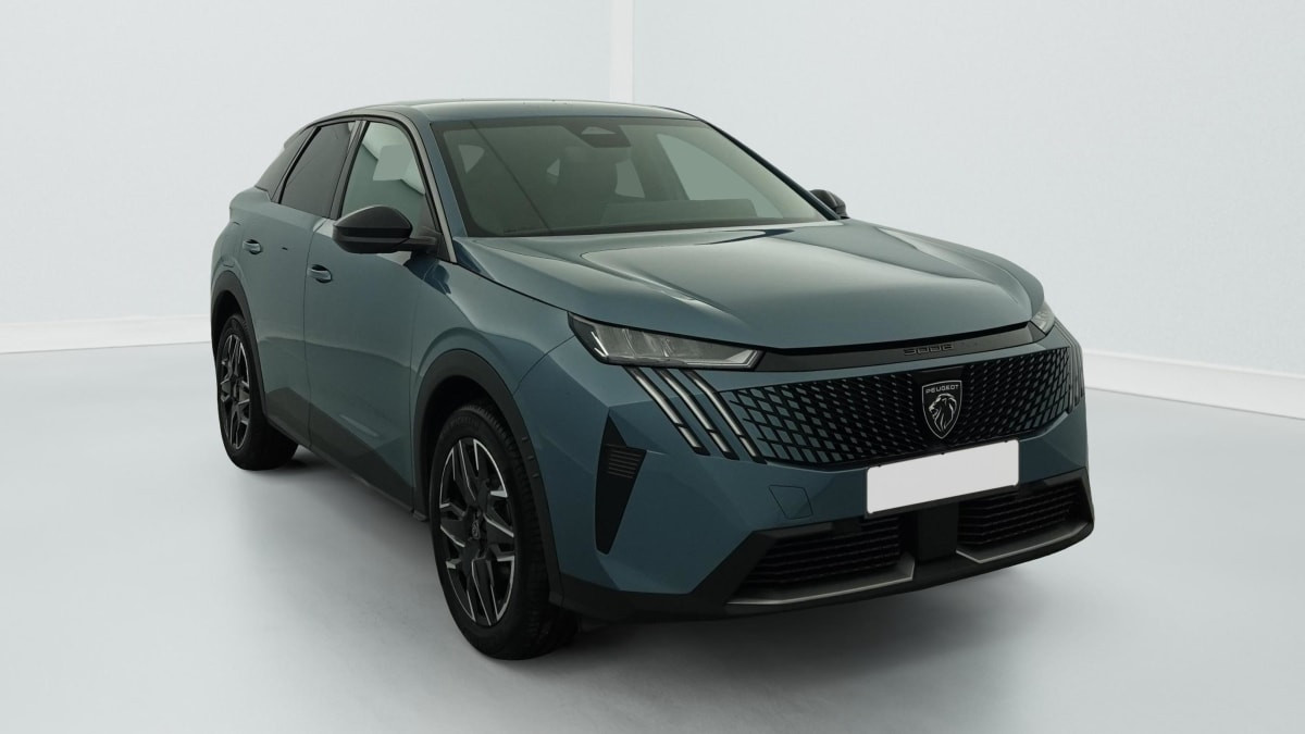 Peugeot 3008 HYBRID 136 E-DCS6 ALLURE occasion de 2024 en vente à Rennes