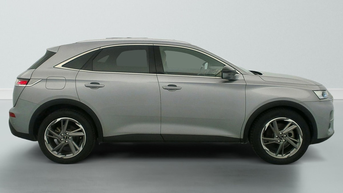 Vente en ligne Ds DS7 Crossback Hybride E-Tense 300 EAT8 4x4 Rivoli au prix de 30 160 €