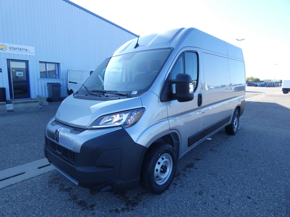 Vente en ligne Citroën Jumper Fourgon TOLE 35 L2H2 140 S S BVM6 au prix de 29 920 €