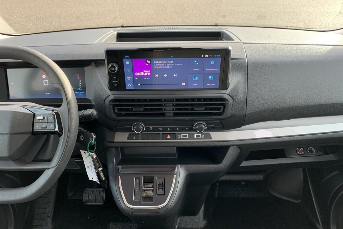 Vente en ligne Citroën Jumpy Fourgon XL BLUEHDI 180 S S EAT8 au prix de 32 890 €