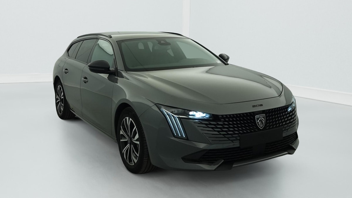 Peugeot 508 SW Hybrid 225 e-EAT8 Allure occasion de 2024 en vente à Rennes