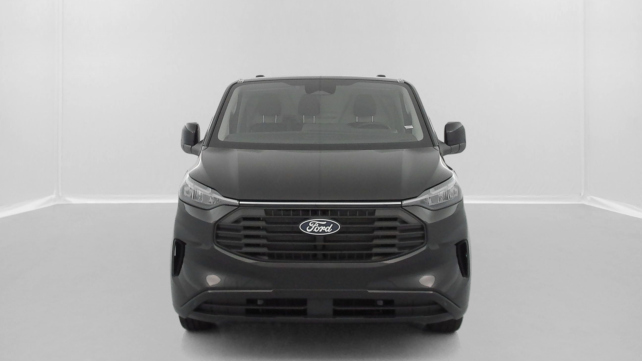 Vente en ligne Ford Transit Custom TRANSIT CUSTOM II 320 L2H1 2.0 Ecoblue 170ch Limited BVA8 au prix de 45 420 €