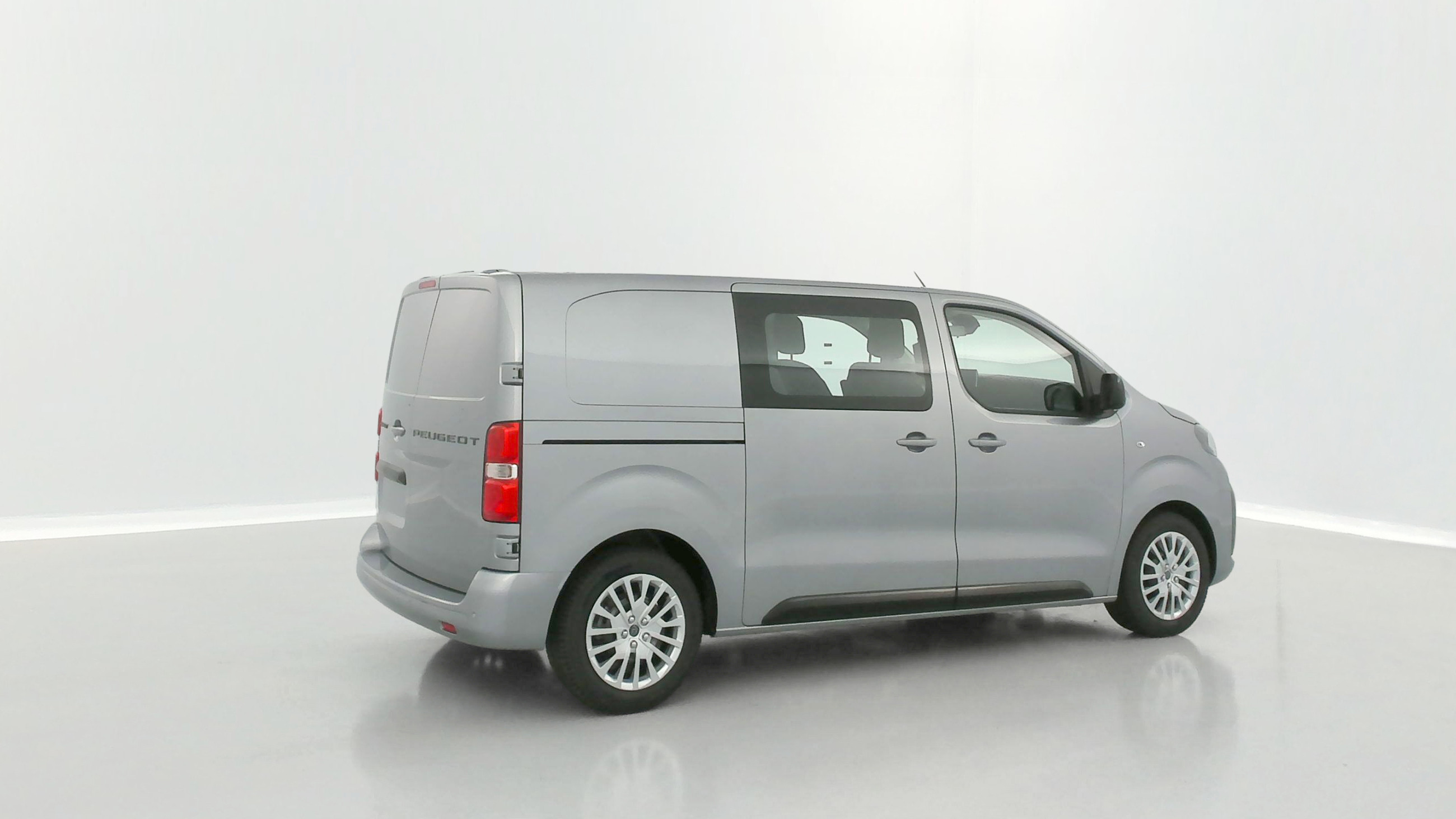 Vente en ligne Peugeot Expert EXPERT CA M 2.0 BlueHDi 180ch EAT8 au prix de 35 340 €