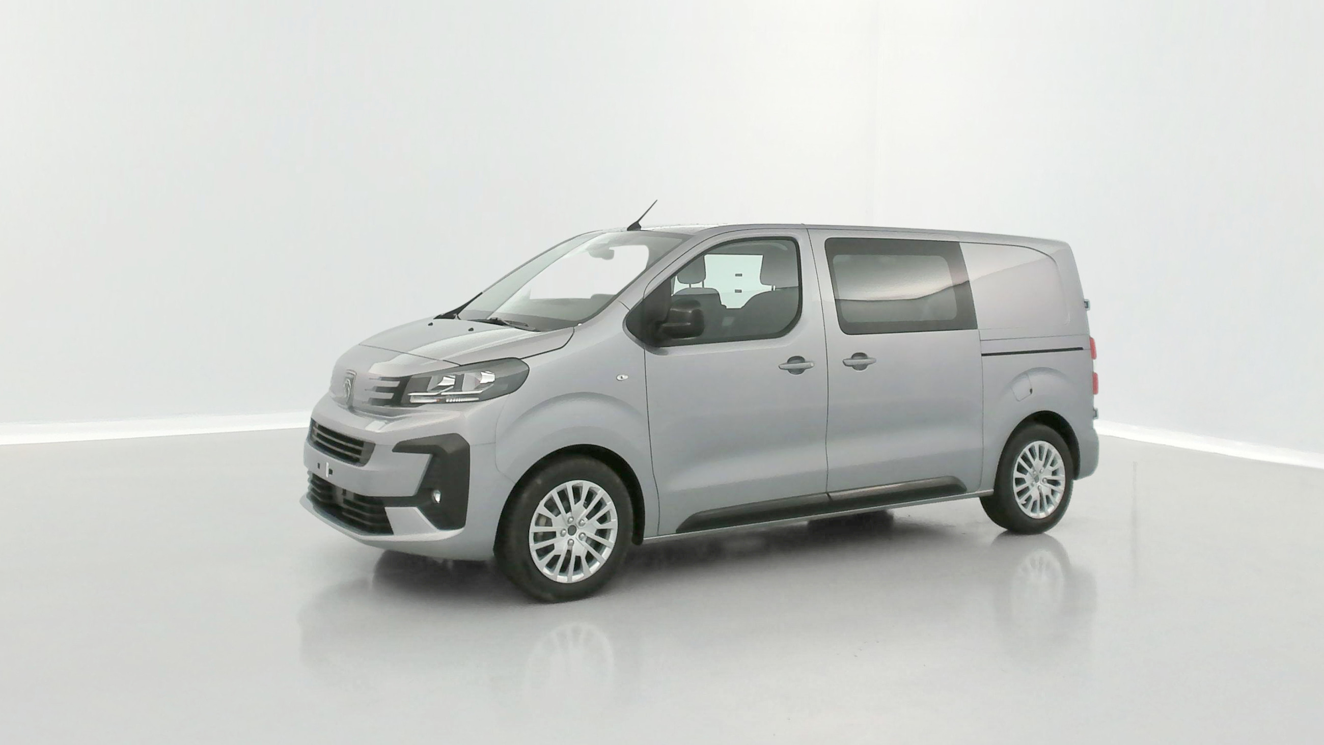 Vente en ligne Peugeot Expert EXPERT CA M 2.0 BlueHDi 180ch EAT8 au prix de 35 340 €