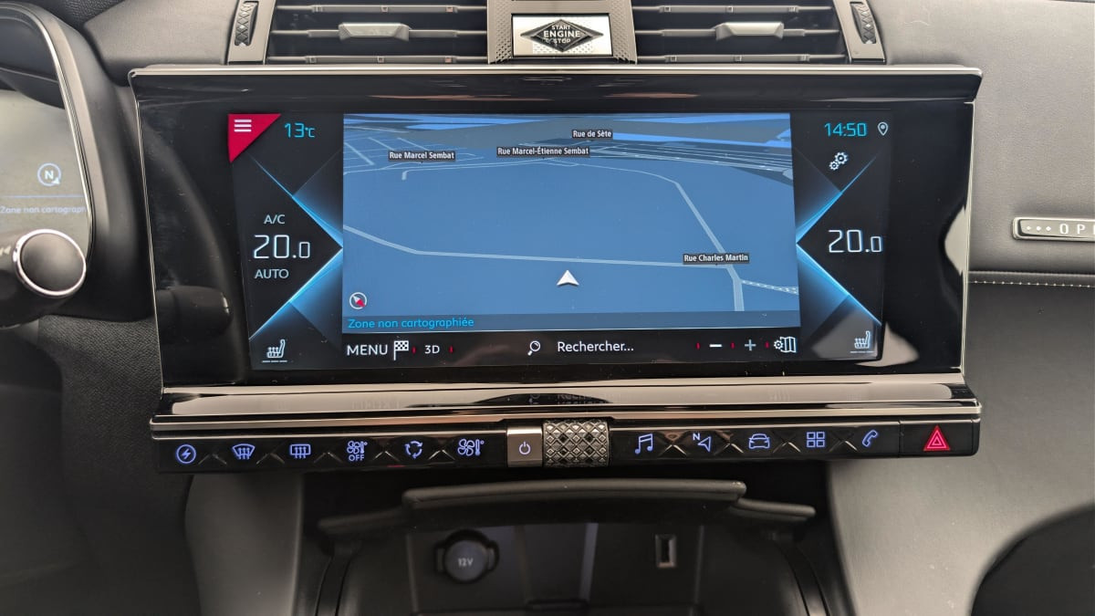 Vente en ligne Ds DS7 Crossback Hybride E-Tense 300 EAT8 4x4 Rivoli au prix de 28 510 €