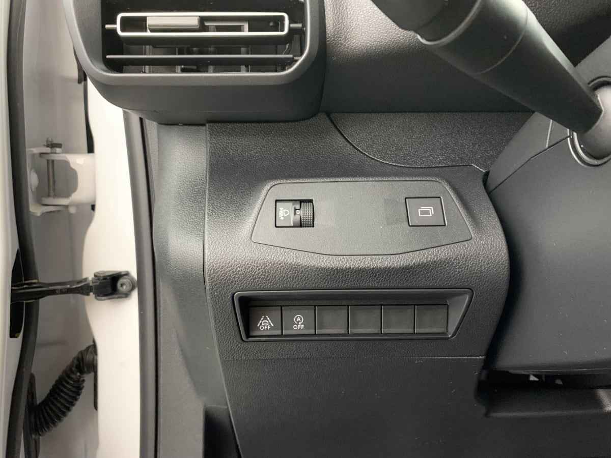 Vente en ligne Peugeot Partner Fourgon XL 950 KG BLUEHDI 100 S S BVM6 au prix de 20 780 €