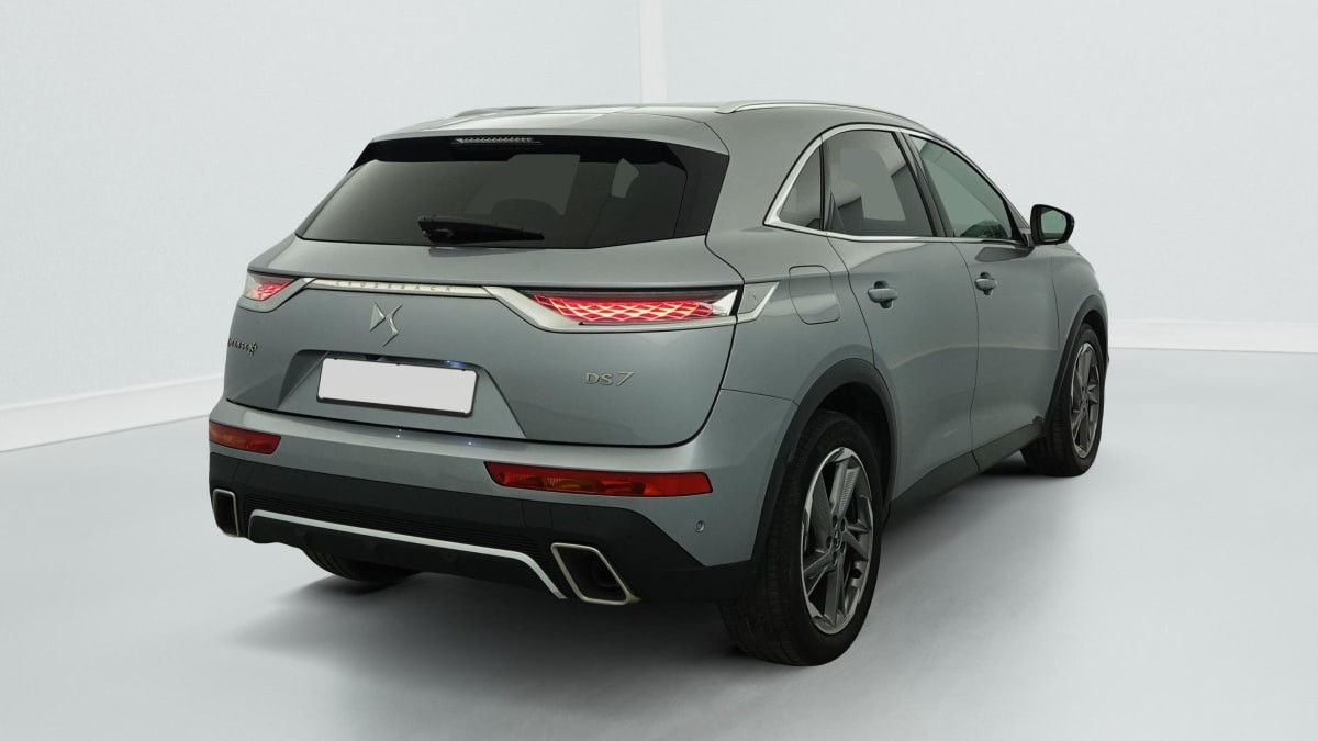 Vente en ligne Ds DS7 Crossback Hybride E-Tense 300 EAT8 4x4 Rivoli au prix de 28 510 €