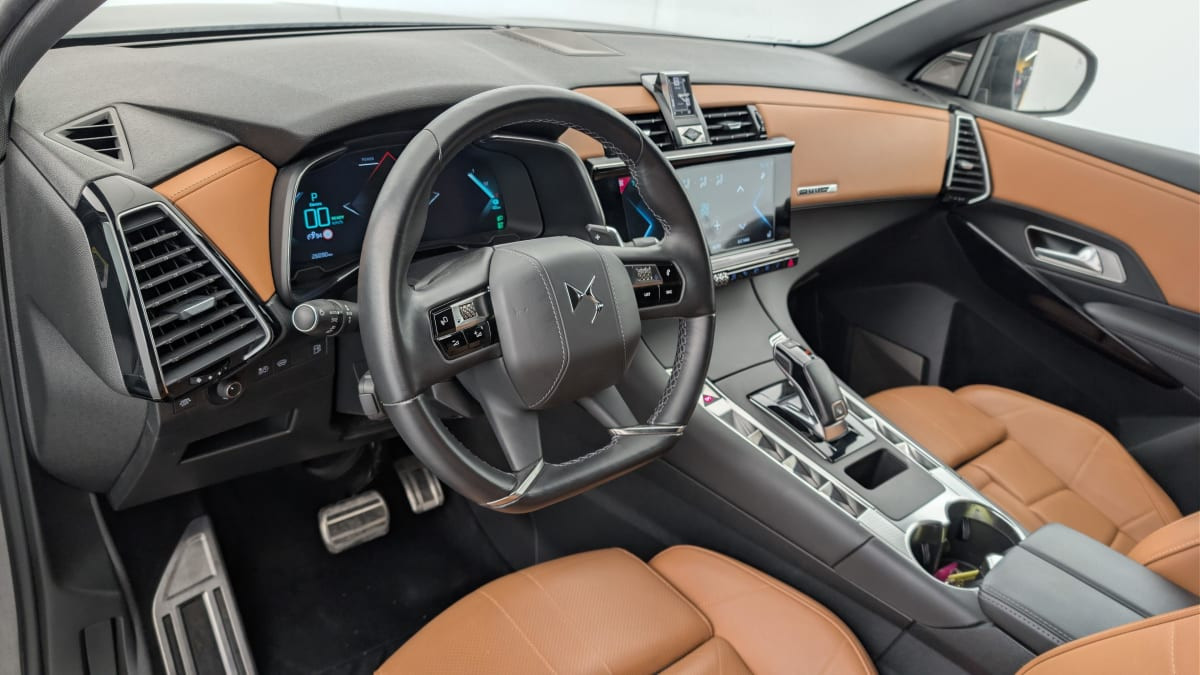 Vente en ligne Ds DS7 Crossback Hybride E-Tense 300 EAT8 4x4 Rivoli au prix de 30 160 €