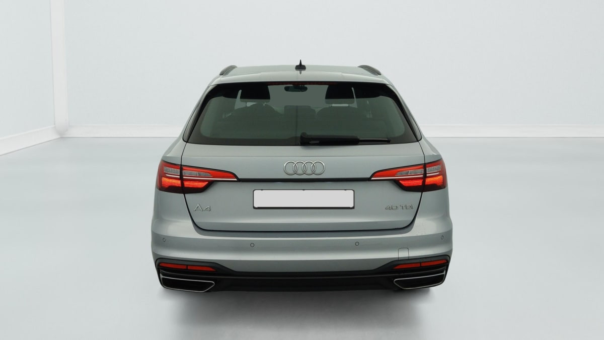 Vente en ligne Audi A4 Avant 40 TDI 190 S tronic 7 Design au prix de 29 540 €