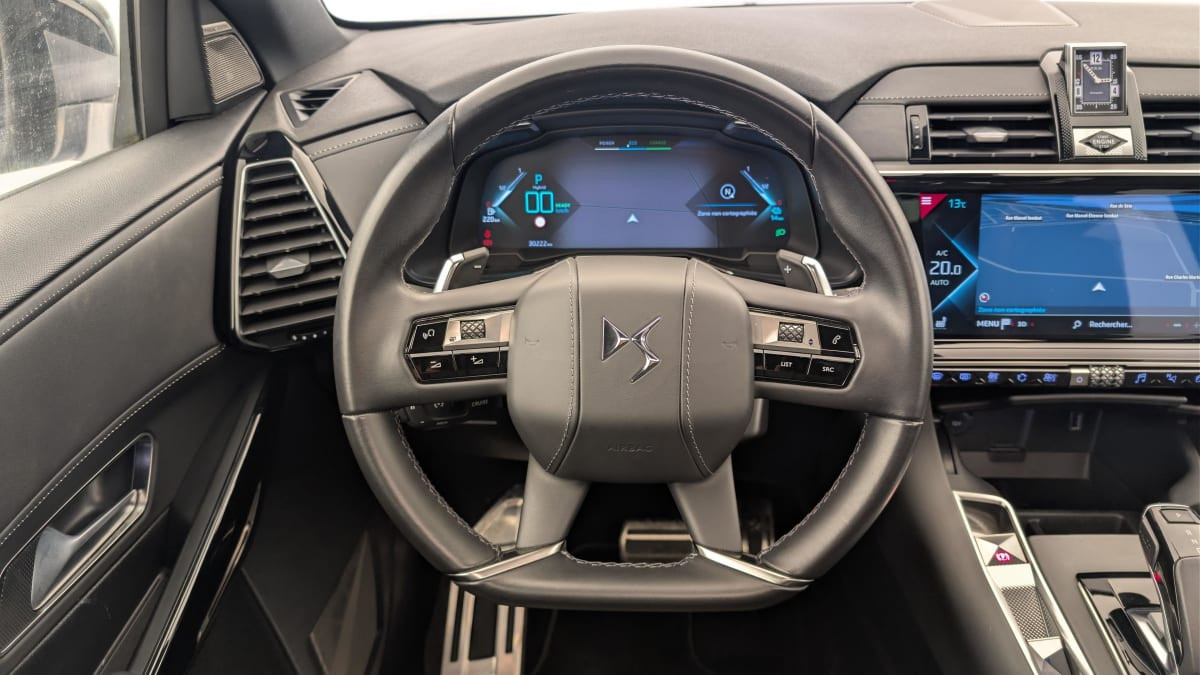 Vente en ligne Ds DS7 Crossback Hybride E-Tense 300 EAT8 4x4 Rivoli au prix de 28 510 €