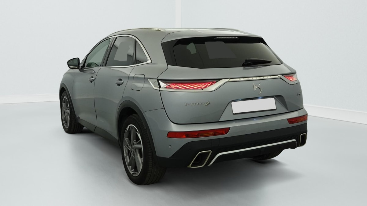 Vente en ligne Ds DS7 Crossback Hybride E-Tense 300 EAT8 4x4 Rivoli au prix de 28 510 €