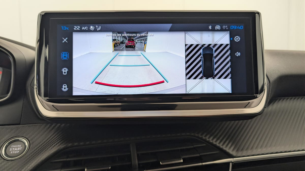 Vente en ligne Peugeot 2008 Hybrid 136 e-DCS6 Allure au prix de 24 390 €