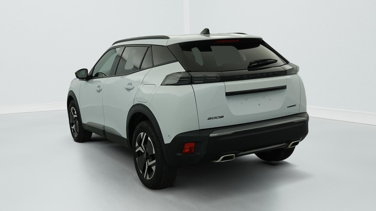 Vente en ligne Peugeot 2008 Hybrid 136 e-DCS6 Allure au prix de 24 390 €