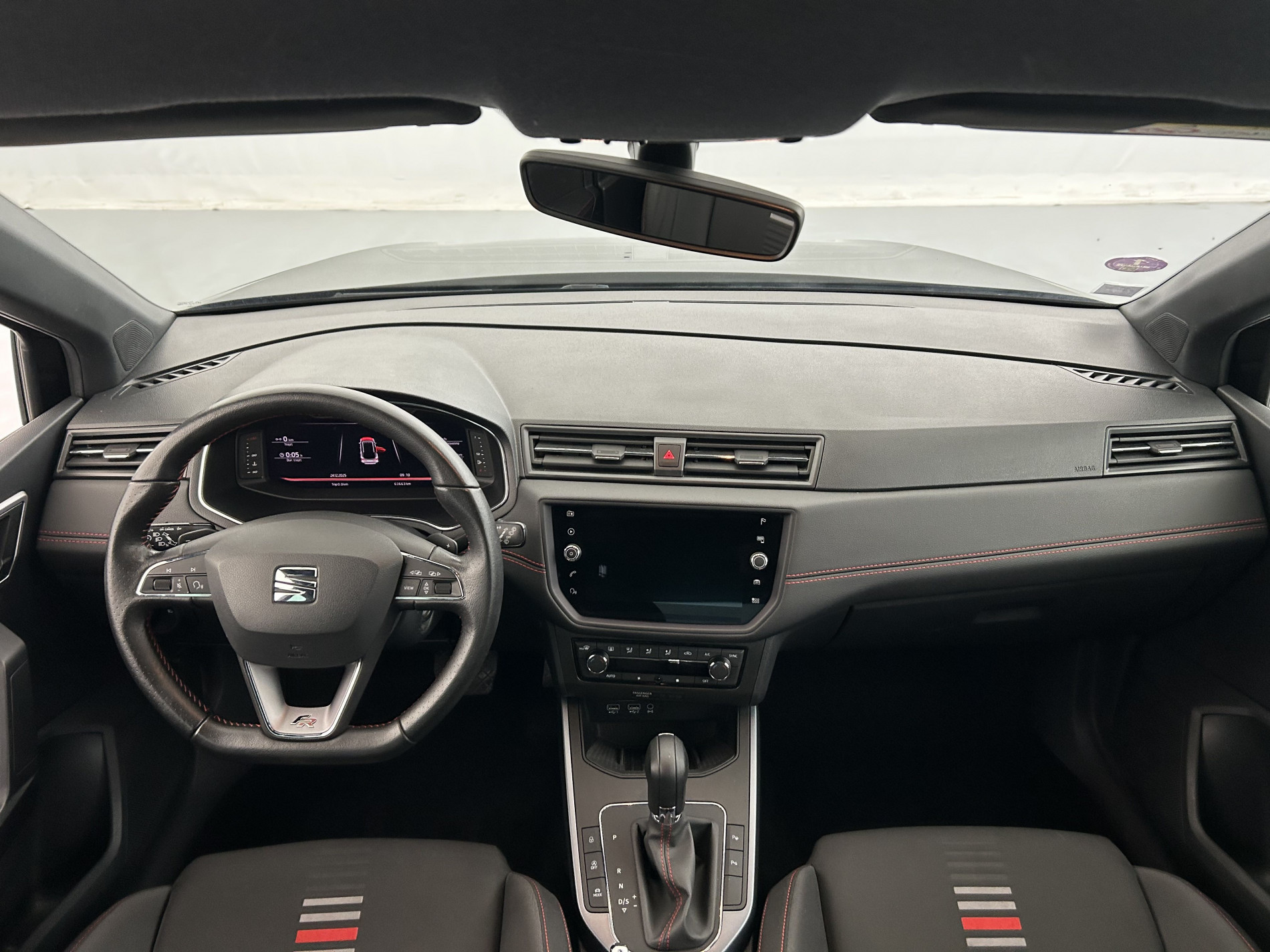 Vente en ligne Seat Arona 1.0 EcoTSI 115ch FR DSG au prix de 16 990 €