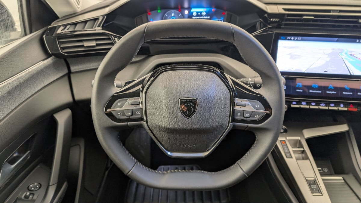 Vente en ligne Peugeot 308 Hybrid 145 e-DCS6 Allure au prix de 25 420 €