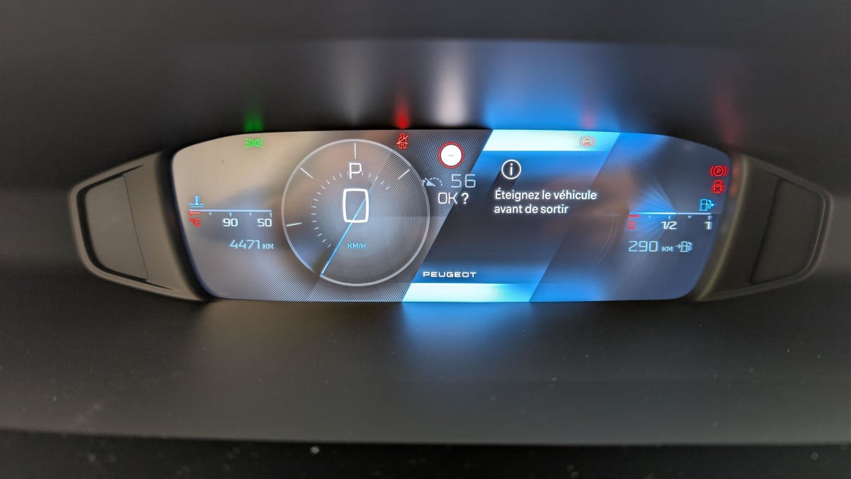 Vente en ligne Peugeot 308 Hybrid 145 e-DCS6 Allure au prix de 25 420 €