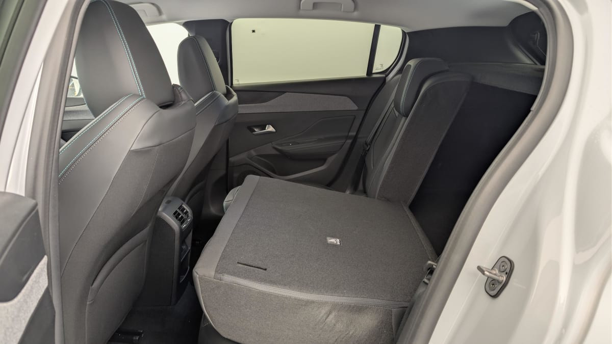 Vente en ligne Peugeot 308 Hybrid 145 e-DCS6 Allure au prix de 25 420 €